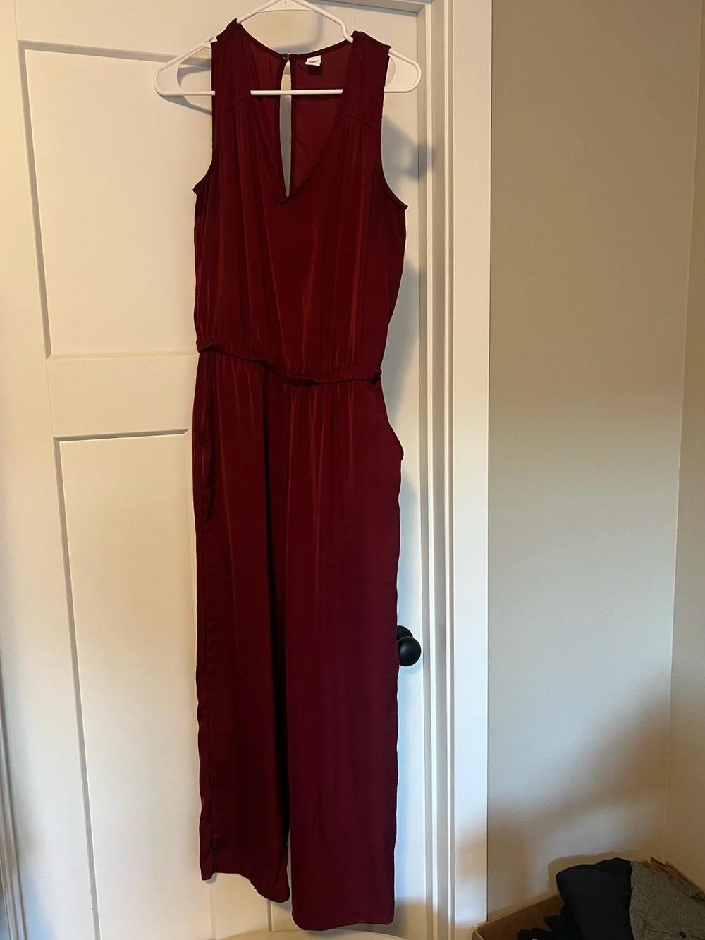 Old Navy Burgundy Sleeveless V-Neck Jumpsuit - Picture 1 of 6